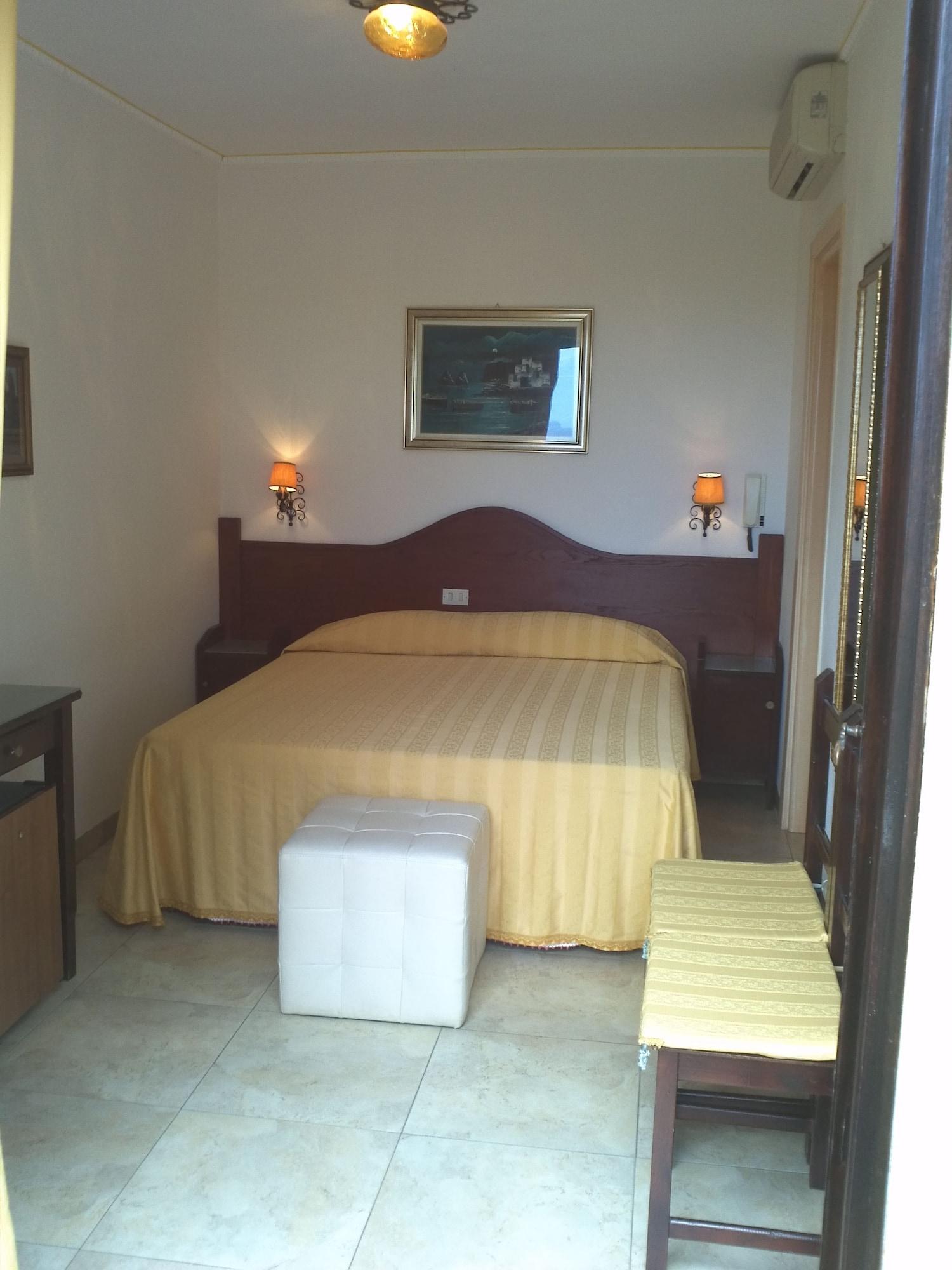 Hotel Abbaruja Olbia Exterior foto