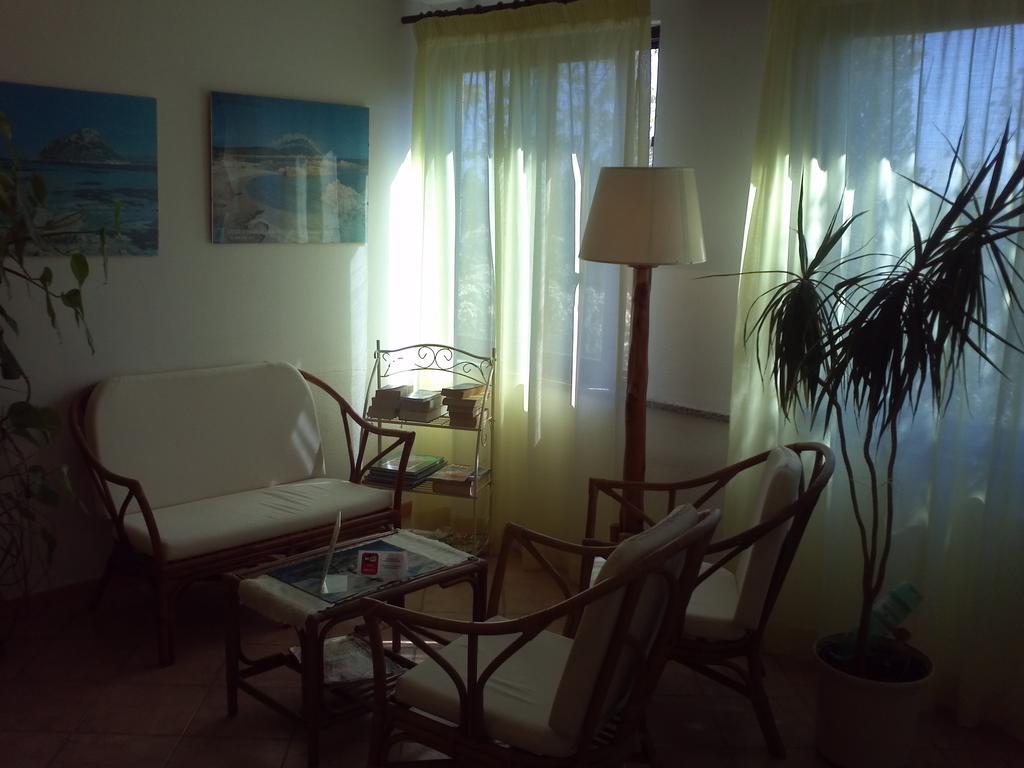 Hotel Abbaruja Olbia Exterior foto